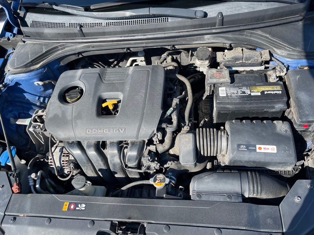 2019 Hyundai Elantra Image 16