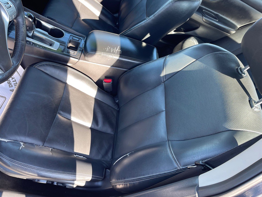 2018 Nissan Altima Image 10