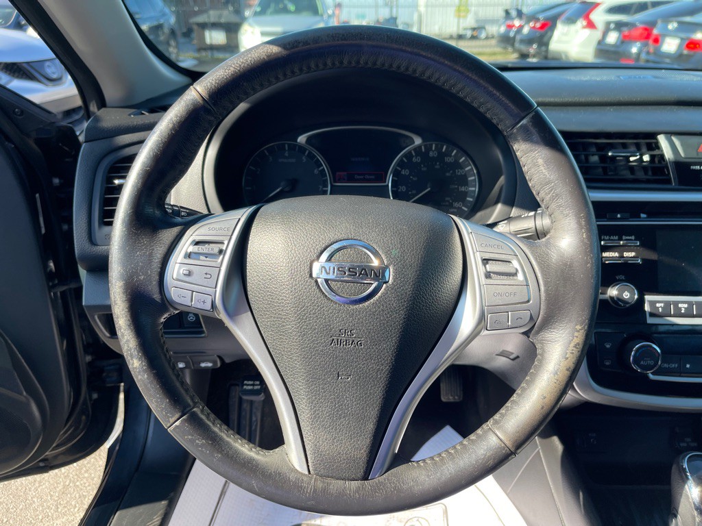 2018 Nissan Altima Image 11