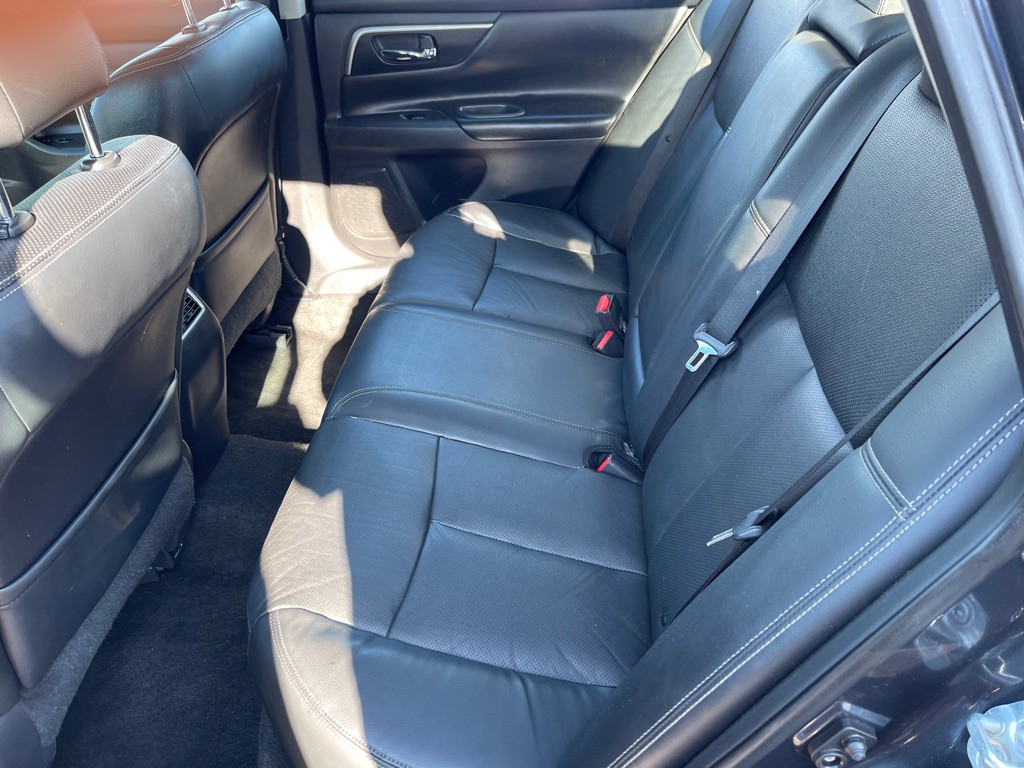 2018 Nissan Altima Image 14