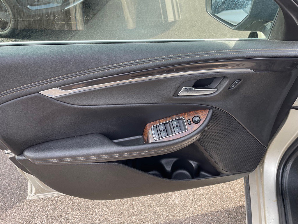 2014 Chevrolet Impala Image 9