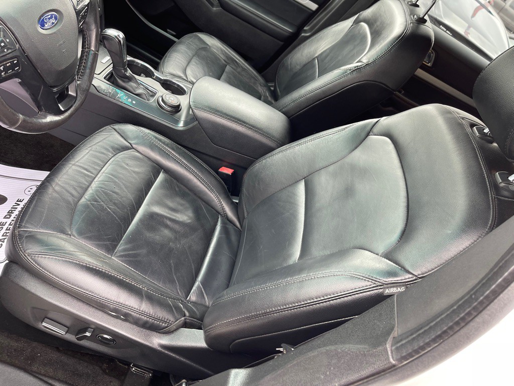2016 Ford Explorer Image 10