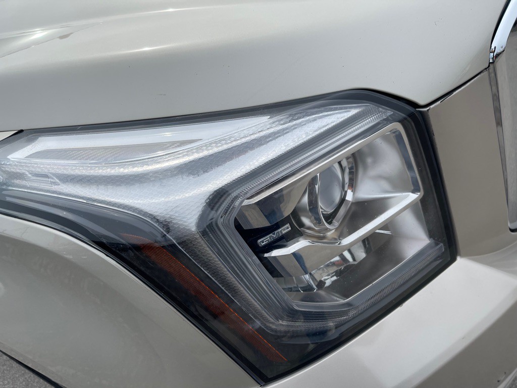 2017 GMC Yukon Image 7