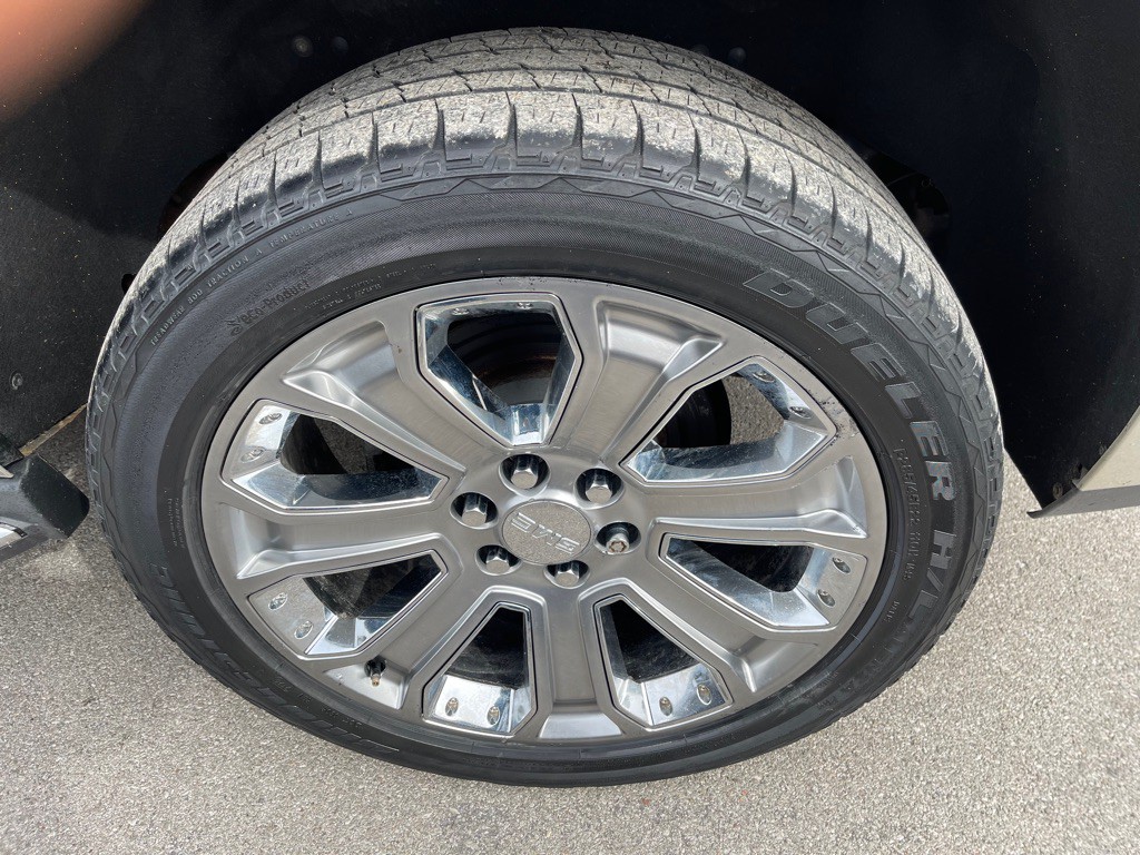 2017 GMC Yukon Image 19