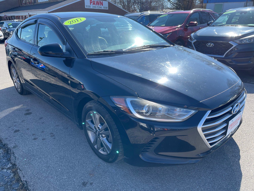 2017 Hyundai Elantra Image 3