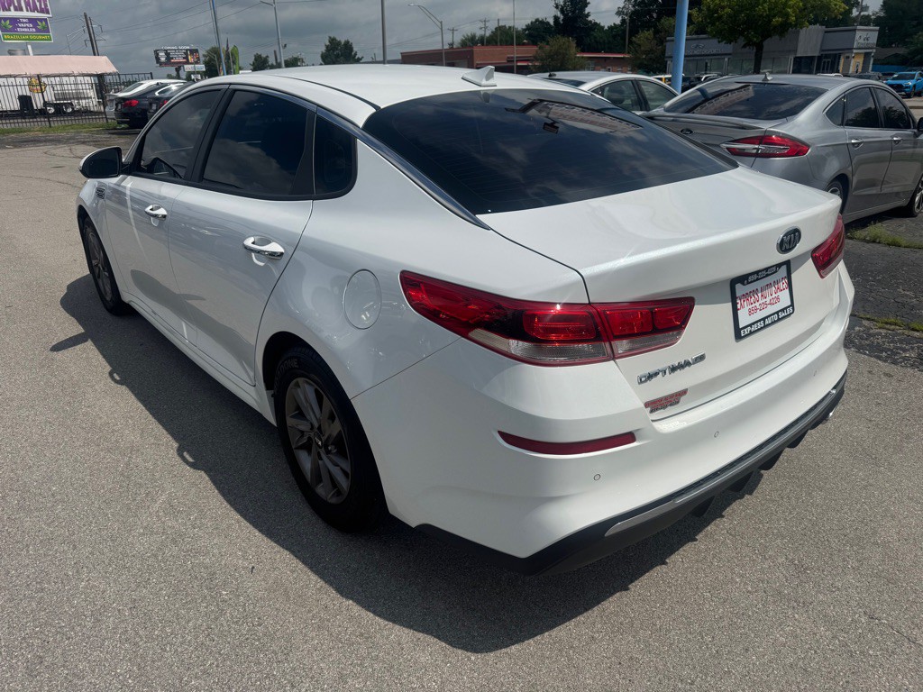 2020 Kia Optima Image 6