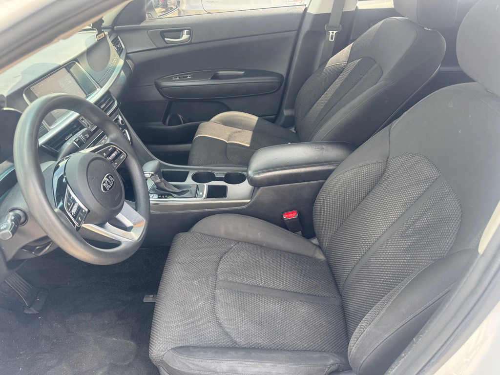 2020 Kia Optima Image 10