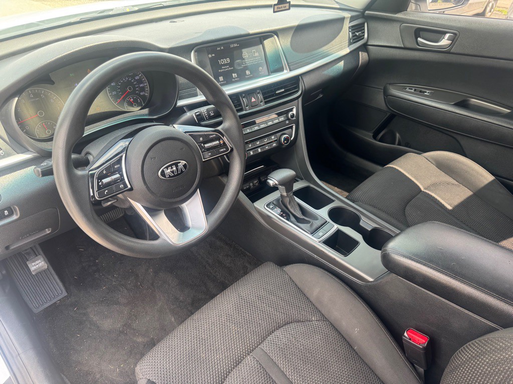 2020 Kia Optima Image 12