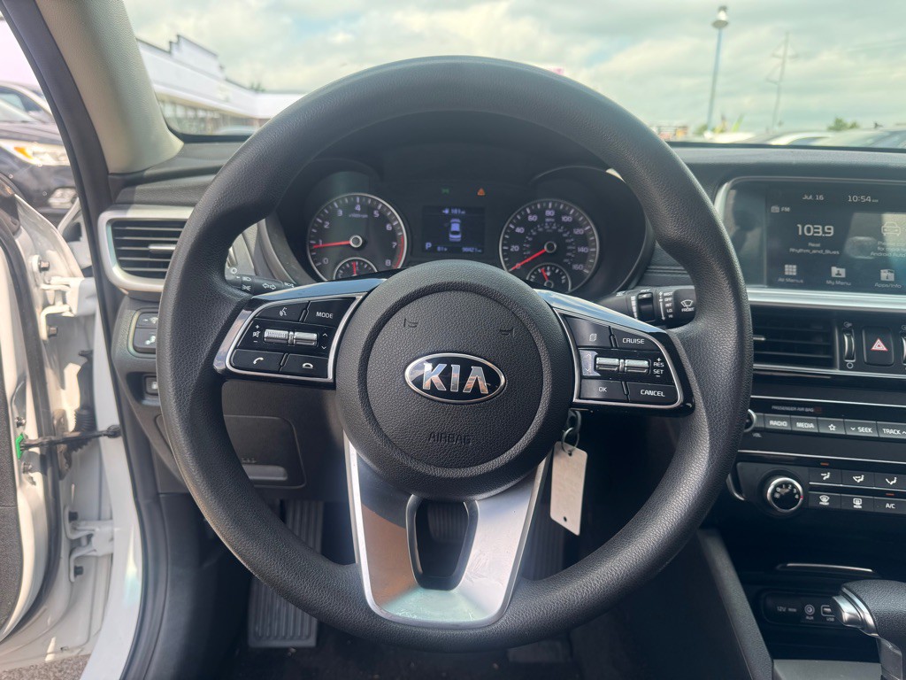 2020 Kia Optima Image 13