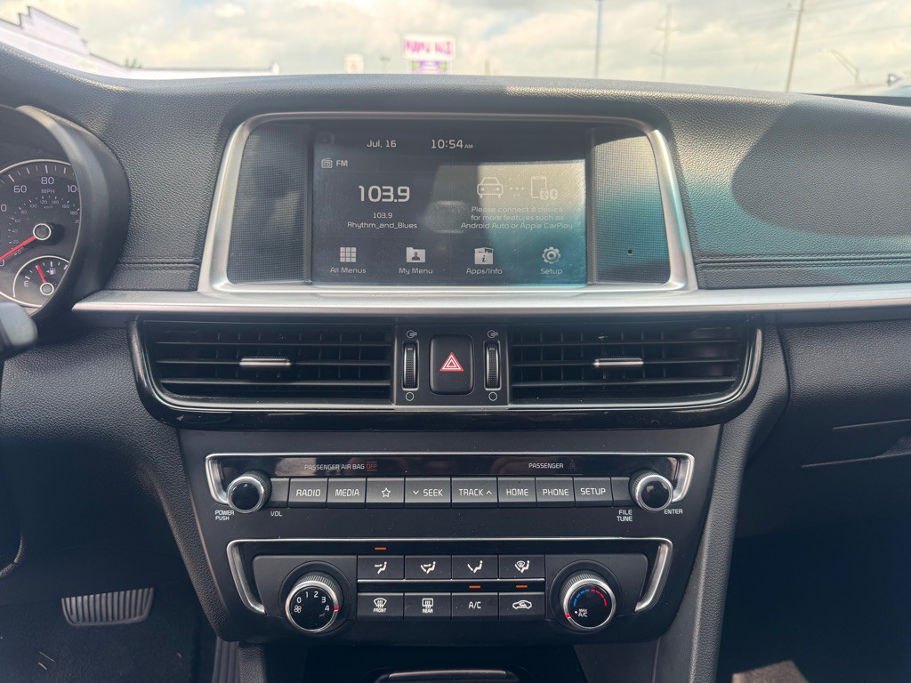 2020 Kia Optima Image 14