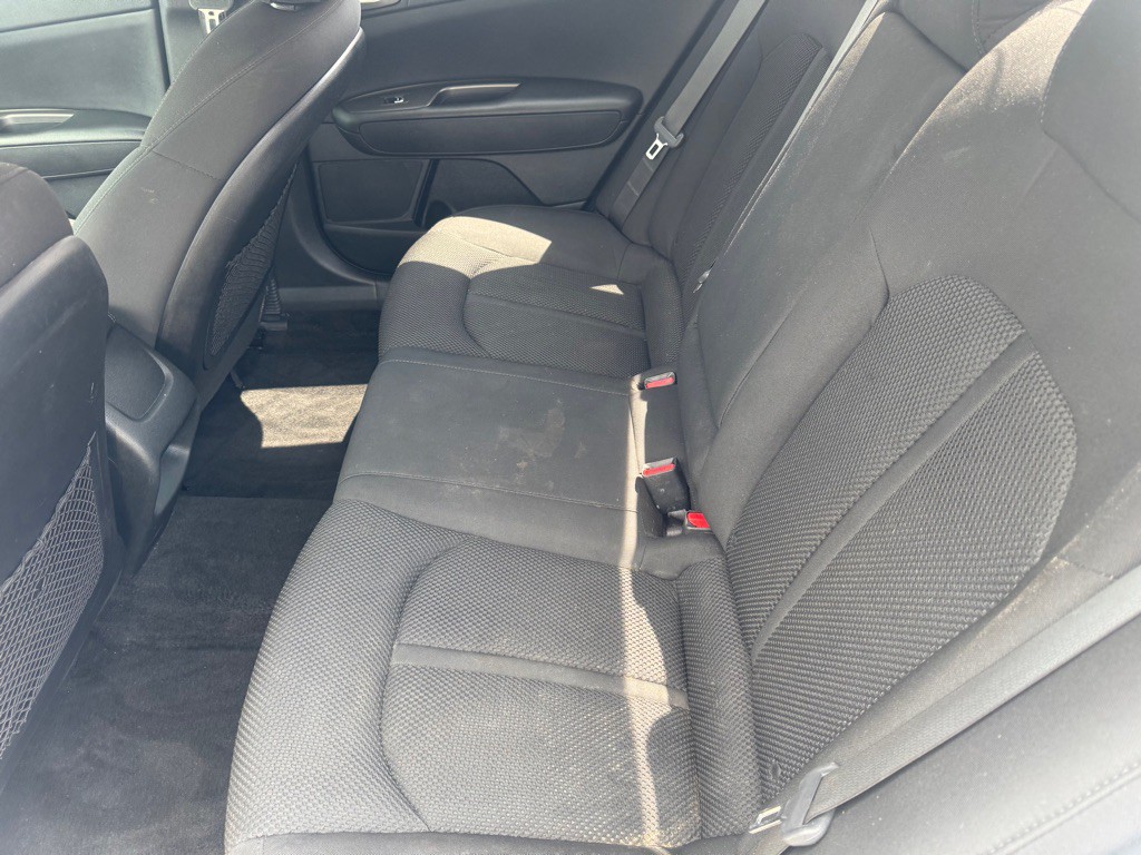 2020 Kia Optima Image 18