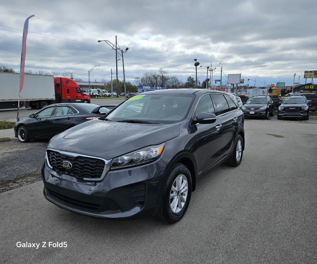 2019 Kia Sorento Image 1