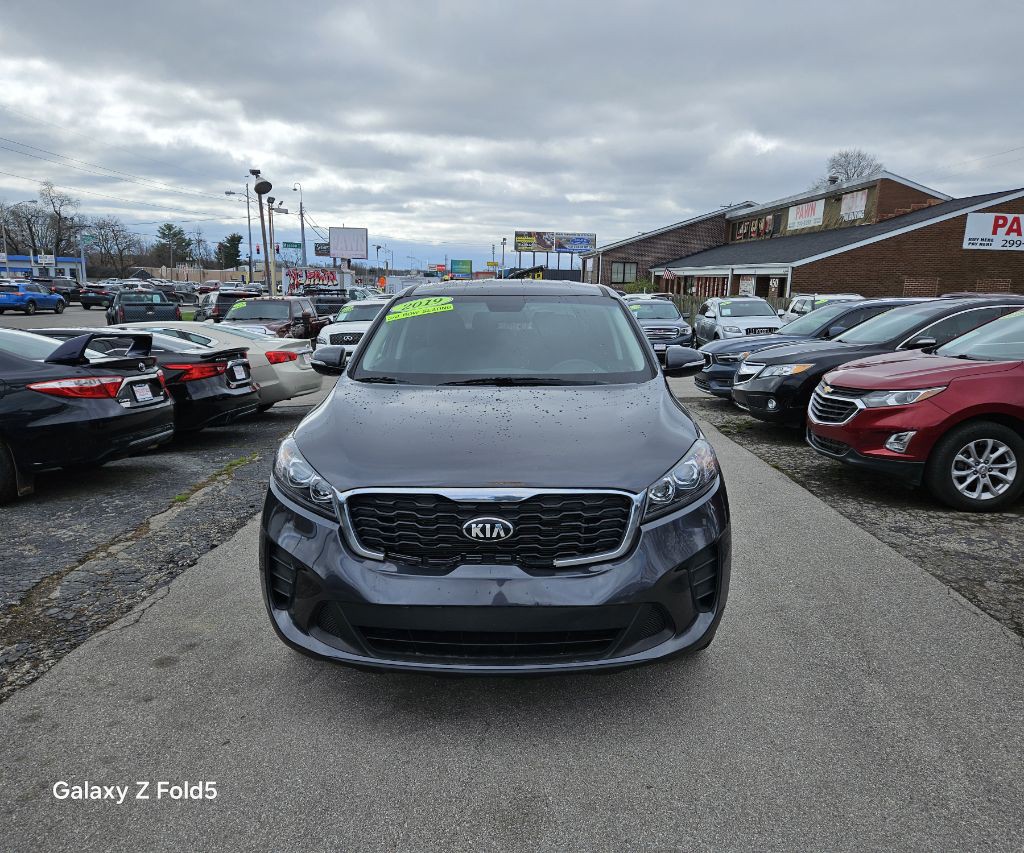 2019 Kia Sorento Image 2