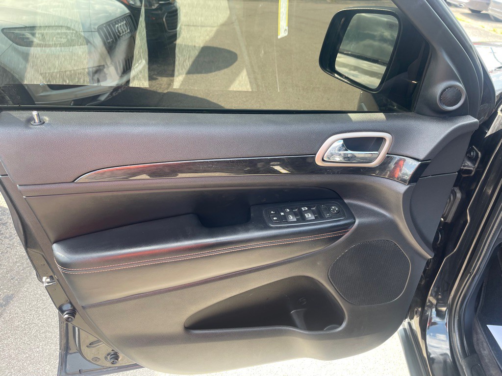 2016 Jeep Grand Cherokee Image 9