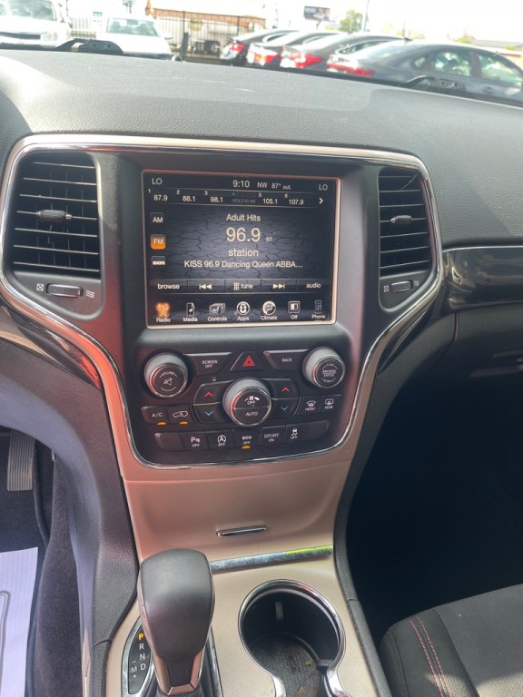 2016 Jeep Grand Cherokee Image 12
