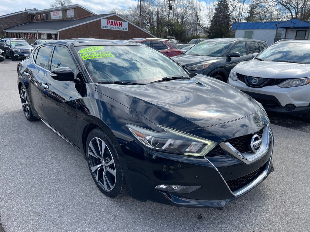 2017 Nissan Maxima Image 3