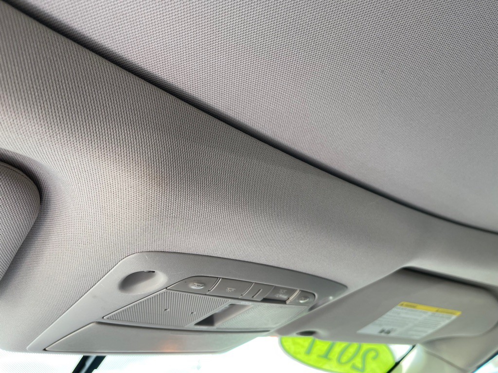 2017 Nissan Maxima Image 13