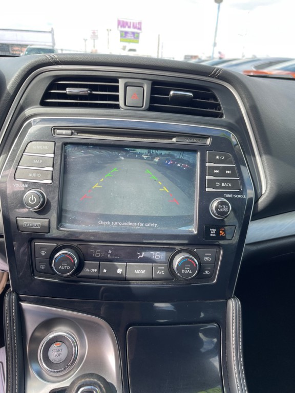 2017 Nissan Maxima Image 14