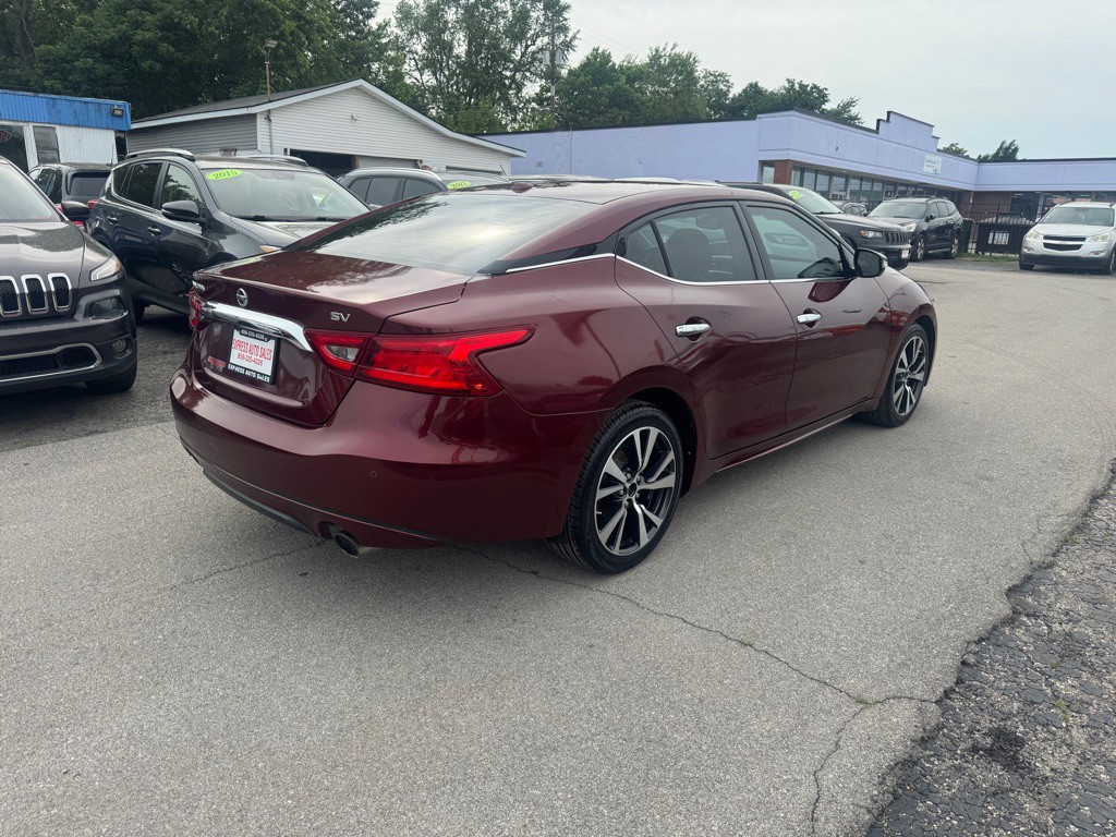 2017 Nissan Maxima Image 4