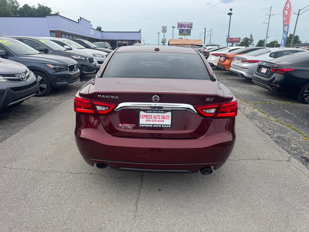 2017 Nissan Maxima Image 5