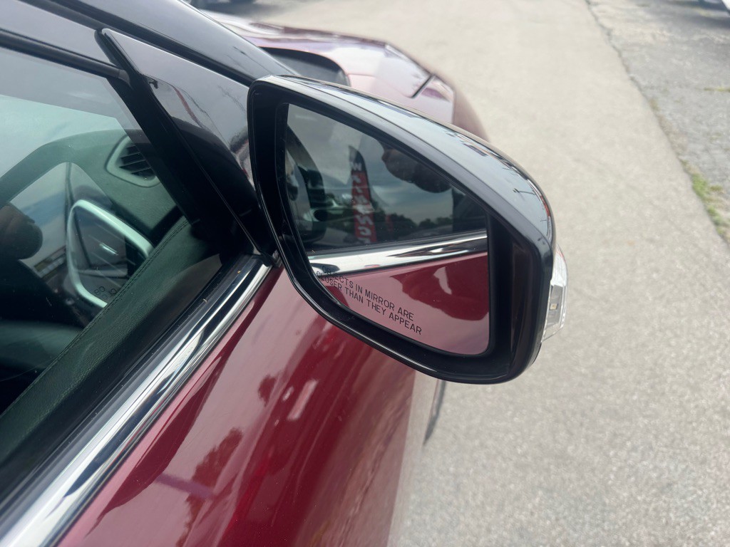 2017 Nissan Maxima Image 15