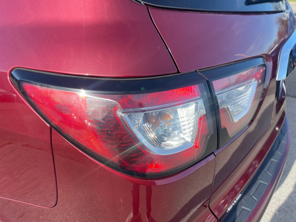 2015 Chevrolet Traverse Image 8