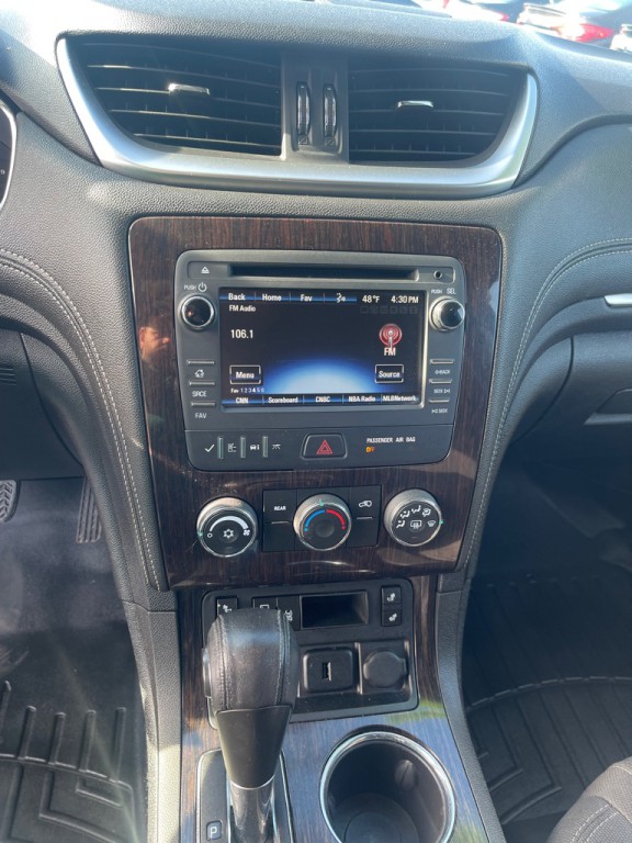 2015 Chevrolet Traverse Image 12