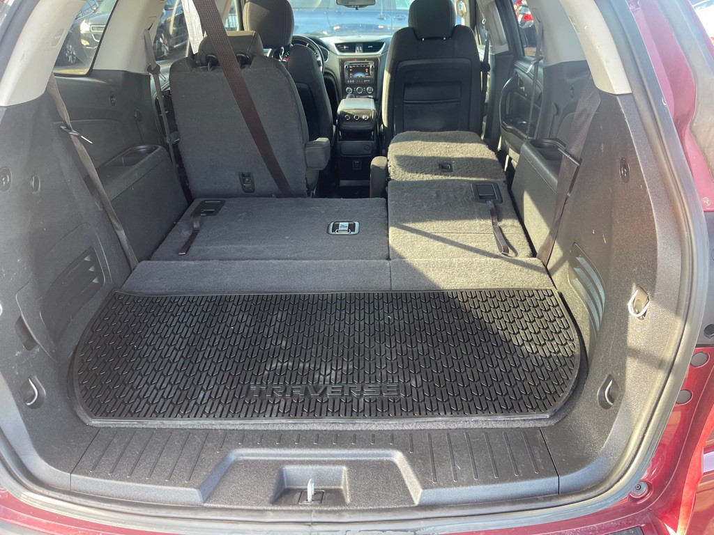 2015 Chevrolet Traverse Image 16