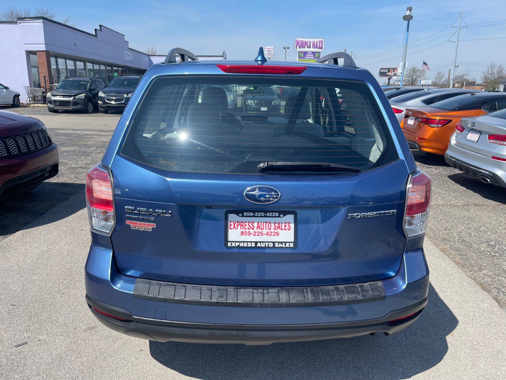 2018 Subaru Forester Image 5
