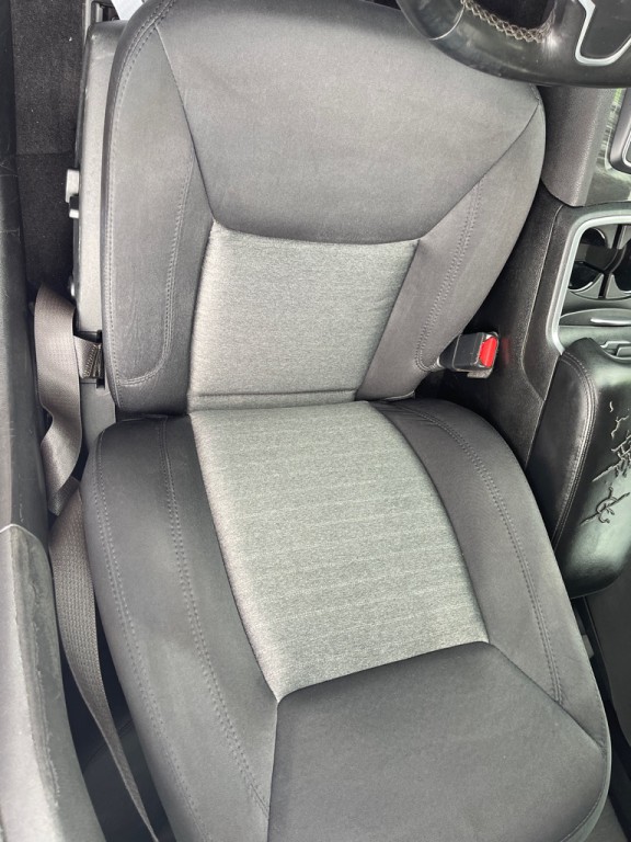 2019 Chrysler 300 Image 9