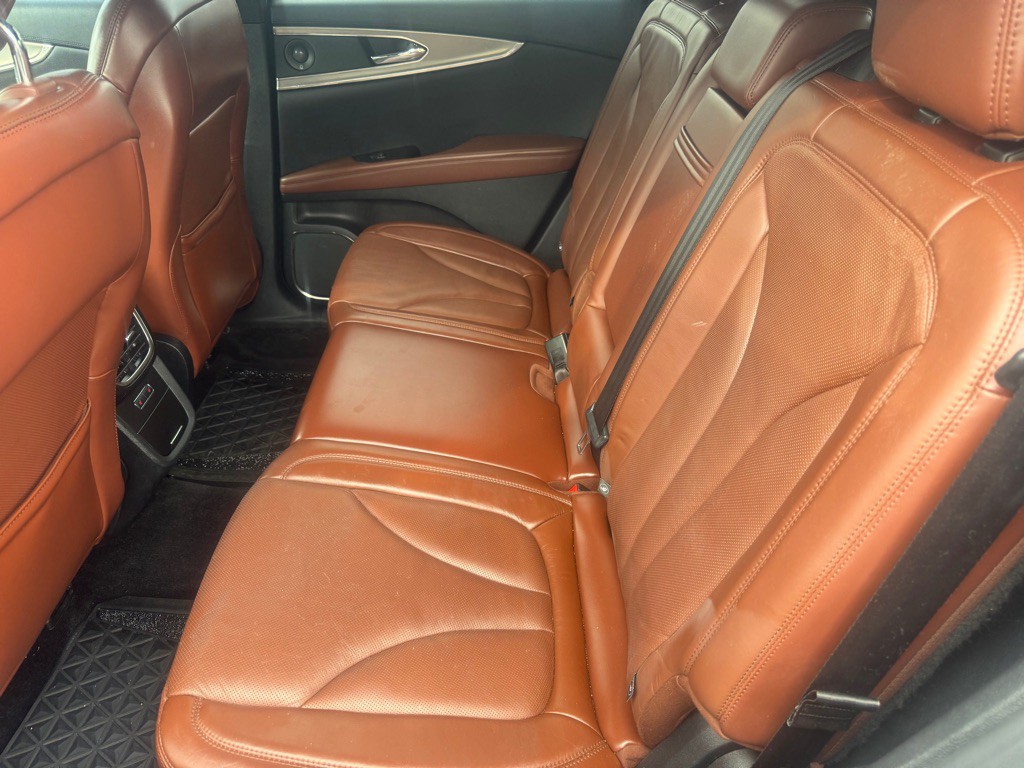 2016 Lincoln MKX Image 16