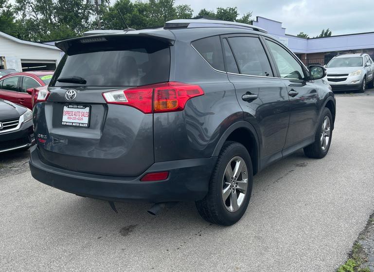 2015 Toyota Rav4 Image 4