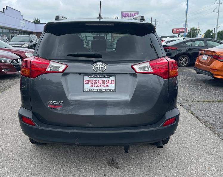 2015 Toyota Rav4 Image 5