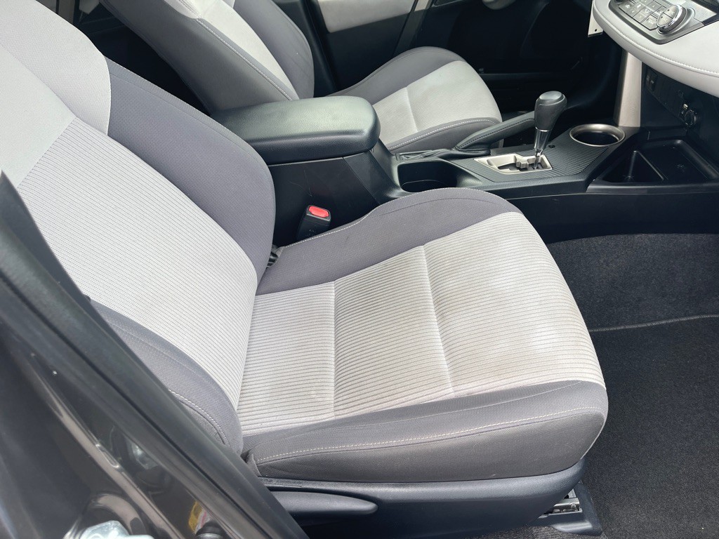 2015 Toyota Rav4 Image 12