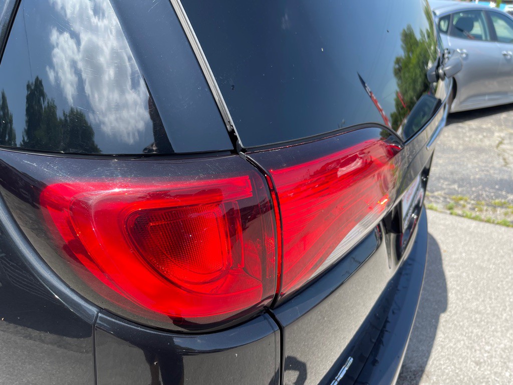 2019 Chrysler Pacifica Image 8