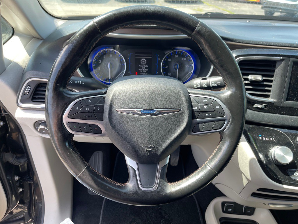 2019 Chrysler Pacifica Image 14
