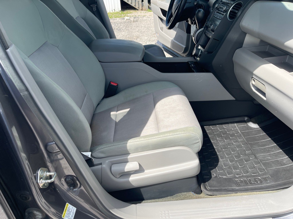 2015 Honda Pilot Image 12