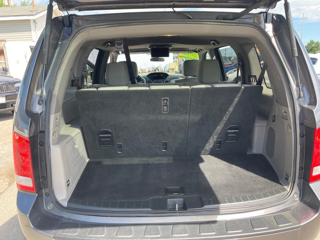2015 Honda Pilot Image 16