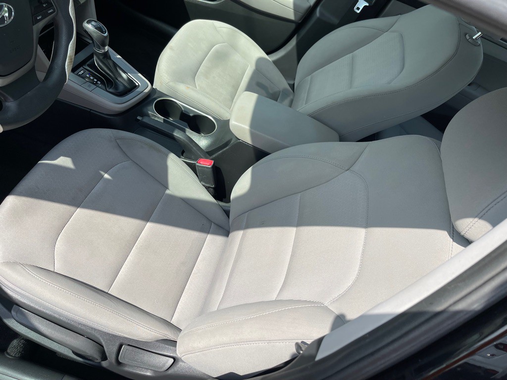 2018 Hyundai Elantra Image 10