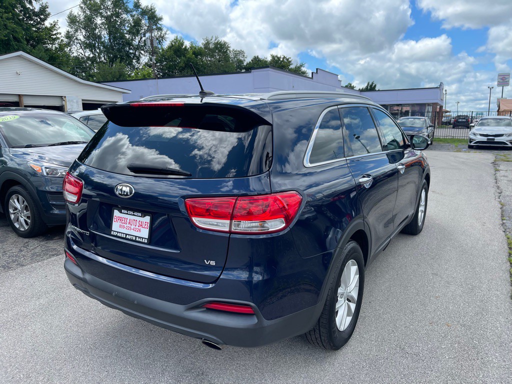 2018 Kia Sorento Image 4