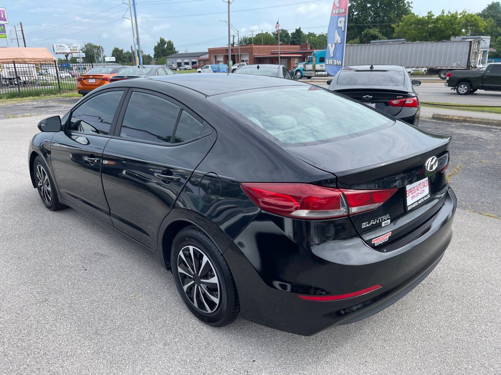 2018 Hyundai Elantra Image 6