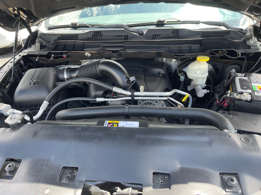 2017 RAM 1500 Image 16