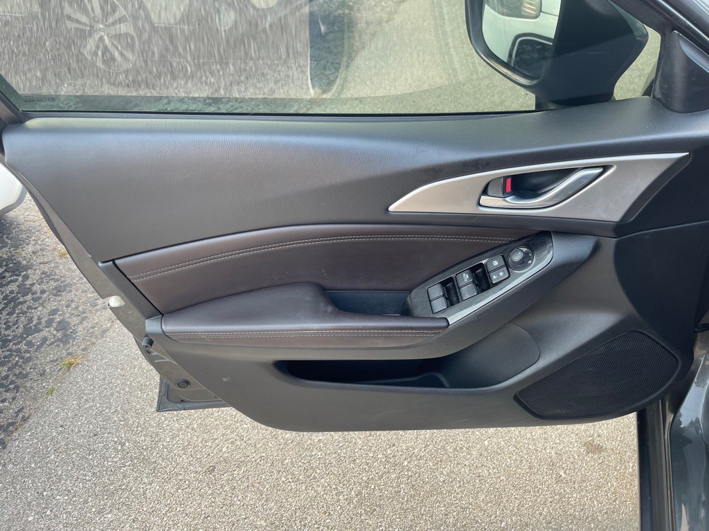 2018 Mazda Mazda3 Image 9