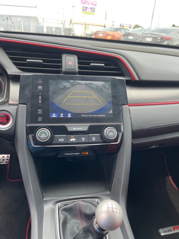 2018 Honda Civic Image 12