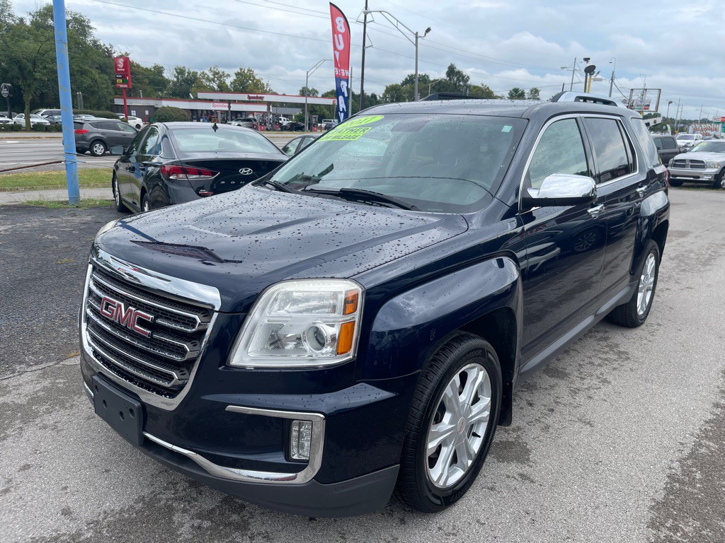 2017 GMC Terrain Image 1