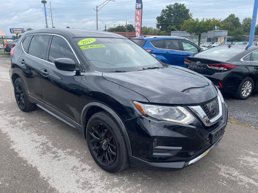 2017 Nissan Rogue Image 3