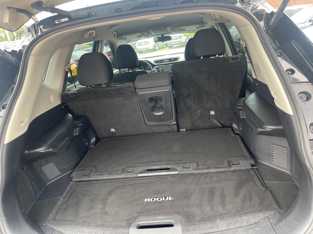 2017 Nissan Rogue Image 15