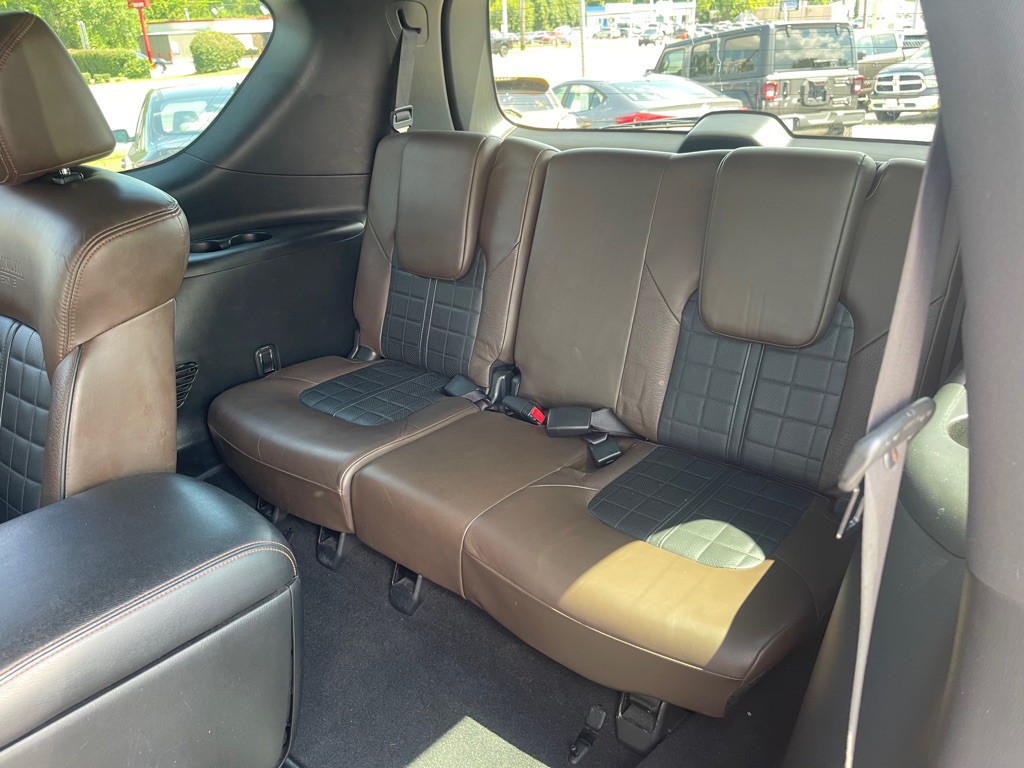 2018 Nissan Armada Image 16
