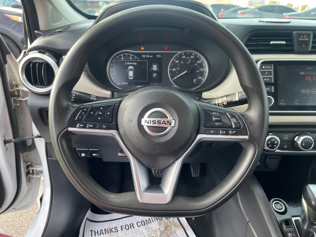 2021 Nissan Versa Image 11