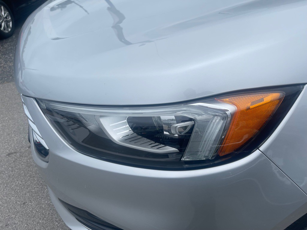 2019 Ford Edge Image 7